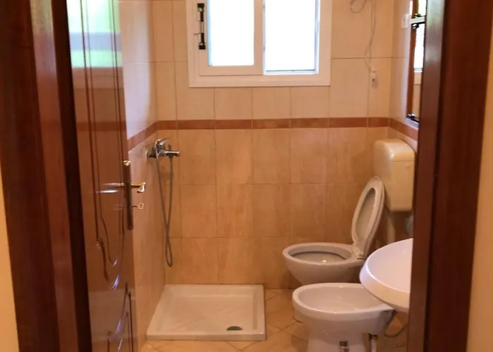 Spacious And Affordable Getaway Perfect For Families * Vlorë